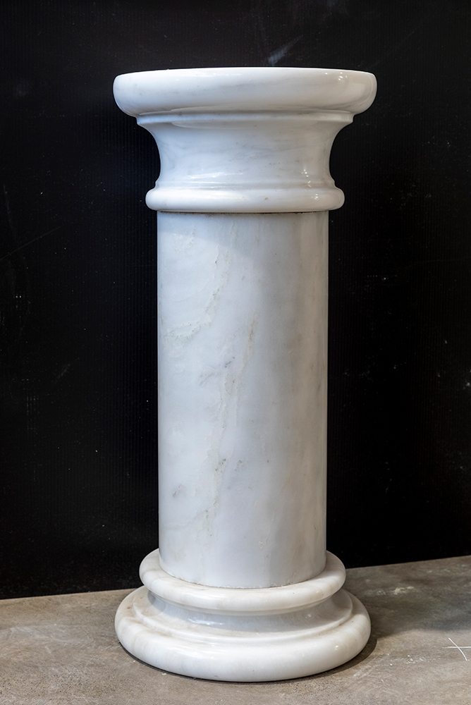 Pendelis Marble Column. Pendelic marble column. The Marble House. Natural stone importer and supplier. Buy in pendelic marble in Australia.